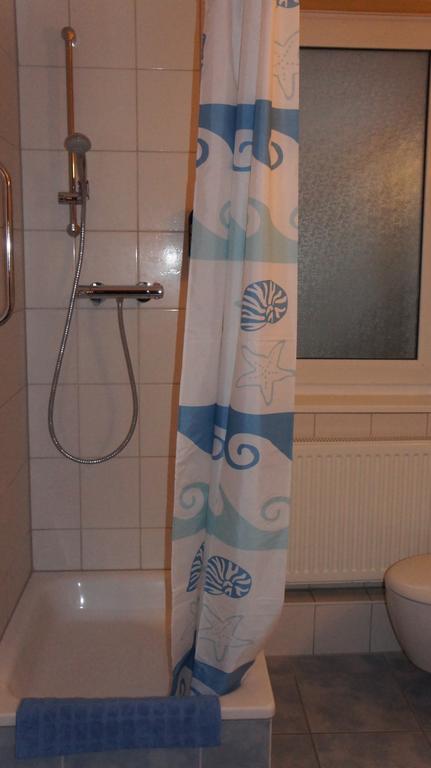 Ferienwohnungen Buetow Wismar Bilik gambar