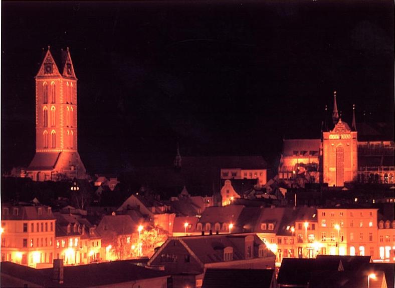 Ferienwohnungen Buetow Wismar Bilik gambar