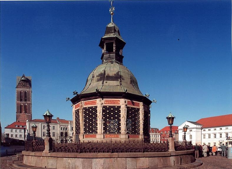 Ferienwohnungen Buetow Wismar Bilik gambar